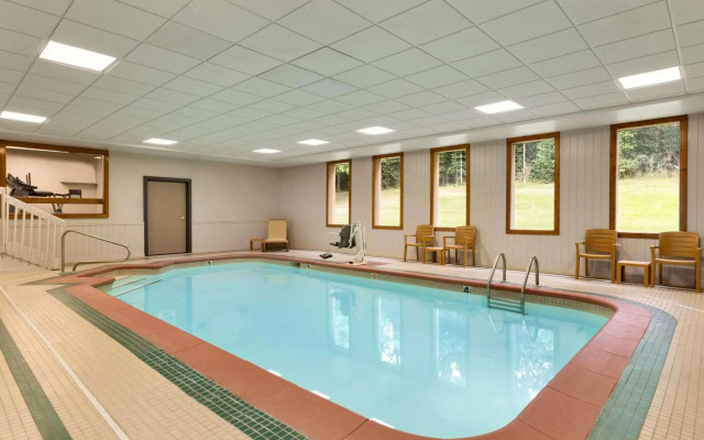 Country Inn & Suites By Radisson, Mishawaka, In