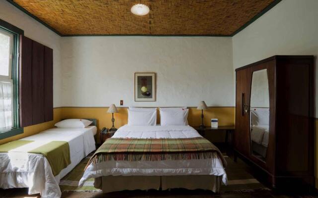 Pousada d'óleo de Guignard