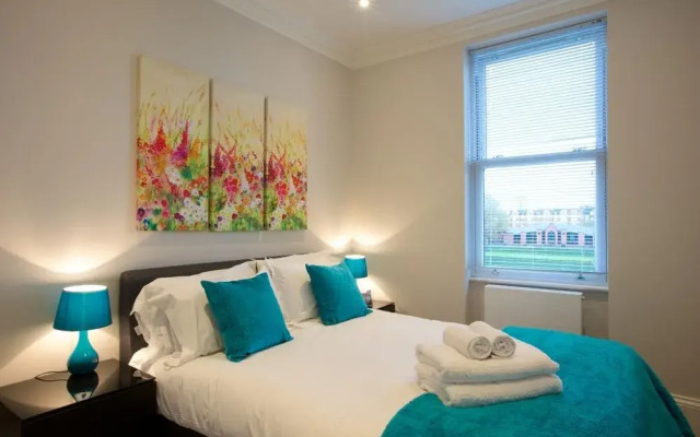 FG Apartment - Earls Court, Ongar Road