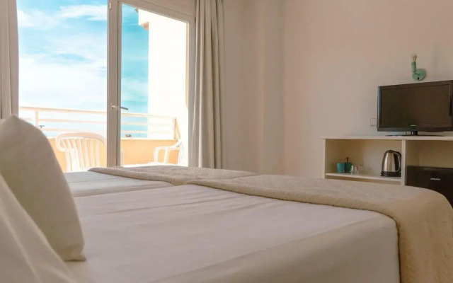 Azuline Hotel - Apartamento Rosamar