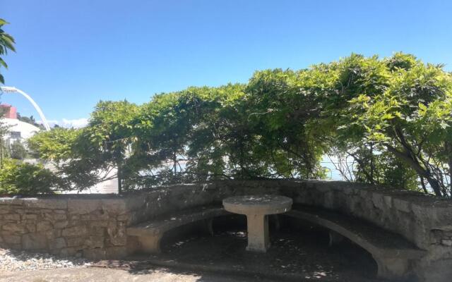 Studio apartman Arni