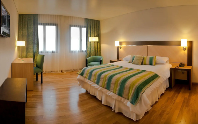 Hotel Plaza Central Canning