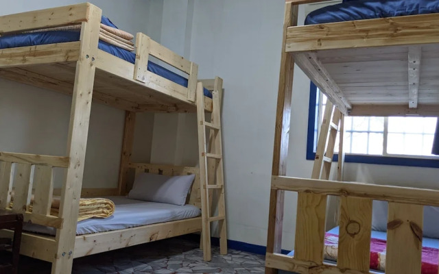The Lodge for Cyclists - Hostel