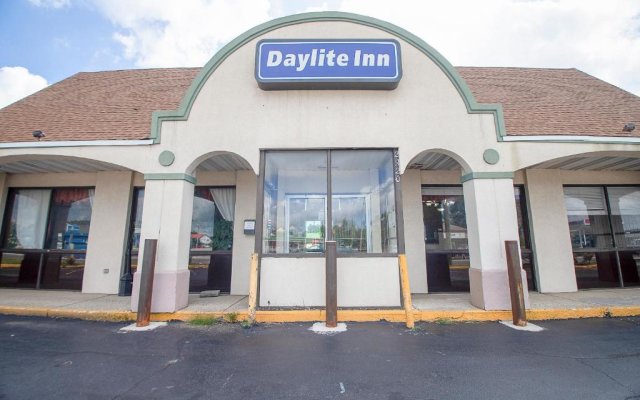 Hotel O Daylight Inn Elkhart I-90, In