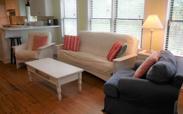 Plum Crazy Down - 3 Br Townhouse