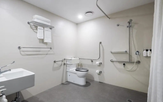 Holiday Inn West Perth by IHG