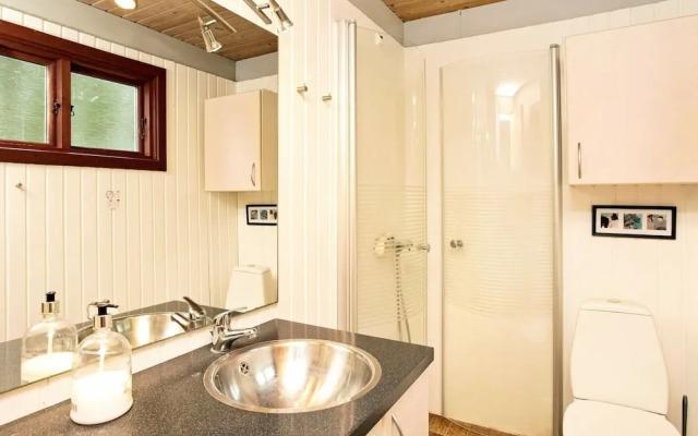8 Person Holiday Home in Hojslev