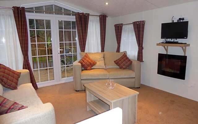 Lewis Lodge