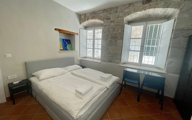 Dominium Premium Location Suites