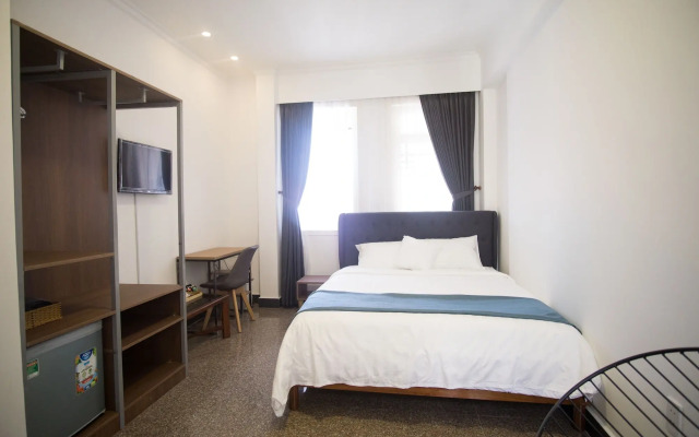 Cuu Kim Son Hotel