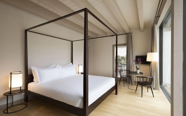 Opera 35 Boutique Hotel