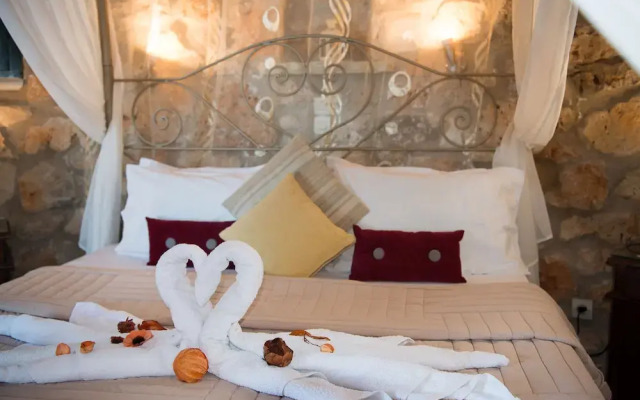 Potamitis Windmills & Apartments