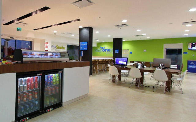 One Cancun Centro
