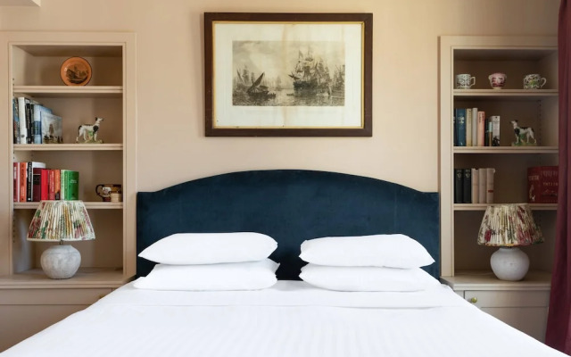 Vernon Street by Onefinestay