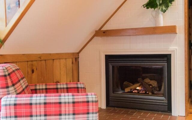 Bear Mountain Inn