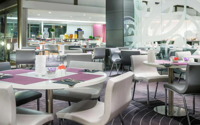 Mercure Paris Centre Tour Eiffel Hotel