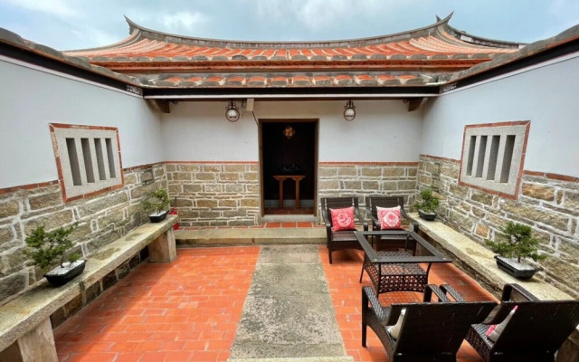 Guning Xiexinyuan Historical Inn
