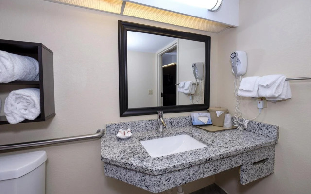 Red Roof Inn PLUS+ Palm Coast