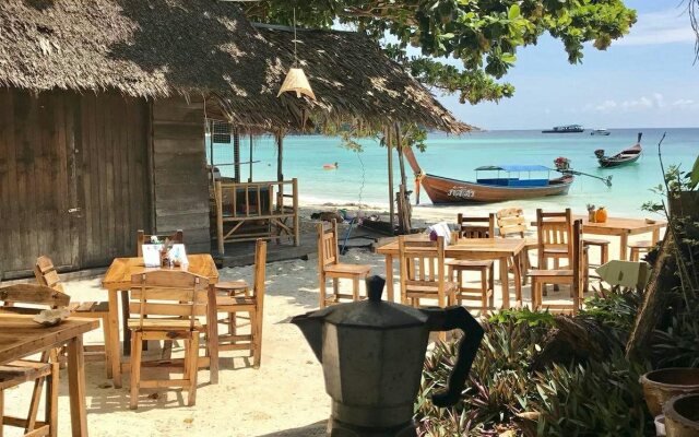 Forra Dive Resort Sunrise Beach