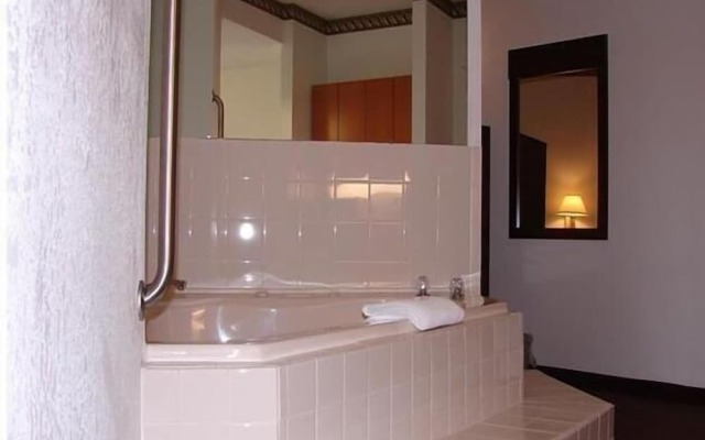 Red Carpet Inn Chambersburg