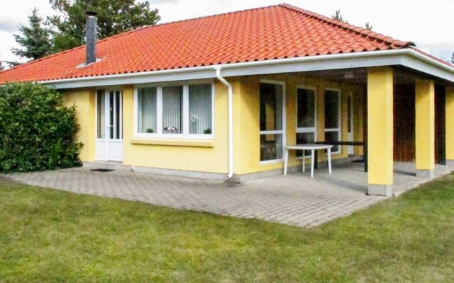 9 Person Holiday Home in Hals