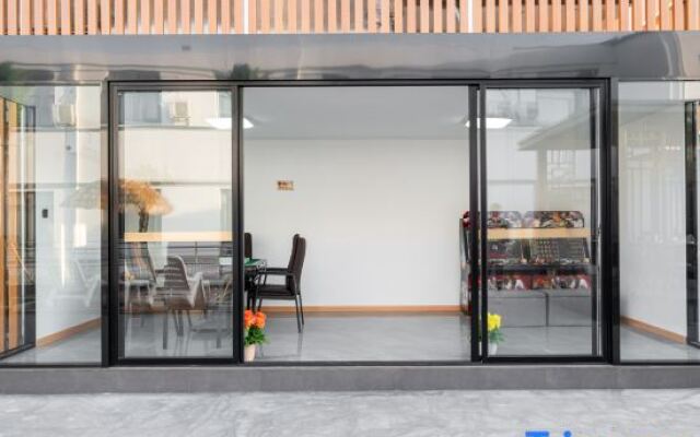 Taohua Island Resort Hotel