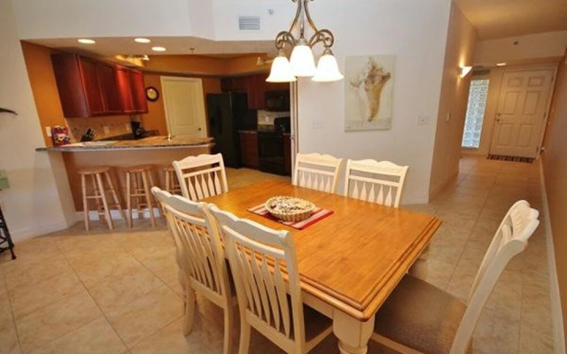 Oceanwalk 12-206 Apartment 2