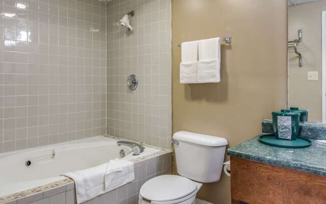 Rodeway Inn & Suites