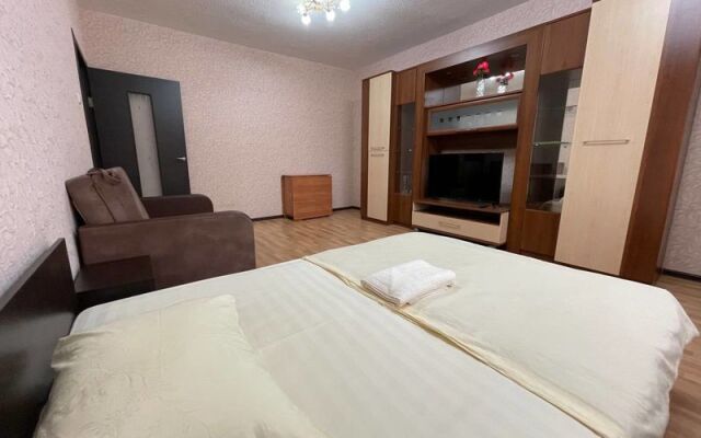 Апартаменты Мир в мкр. Оптимистов, д. 10/1