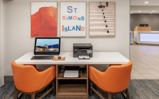 Holiday Inn Express & Suites Lonoke by IHG