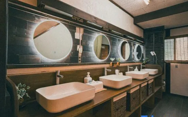 Onsen Cottage Watari