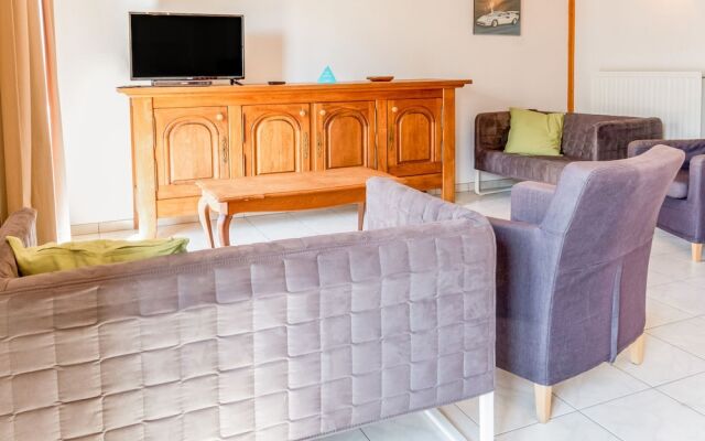 Secluded Holiday Home in De Haan With Garden