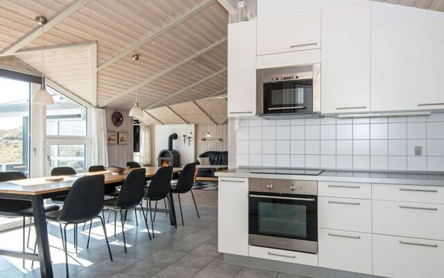 Sprawling Holiday Home at Hvide Sande With Indoor Whirlpool