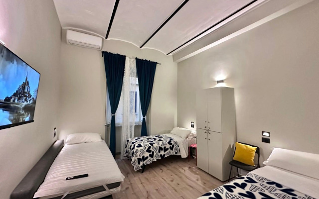Român Holidays Hostel