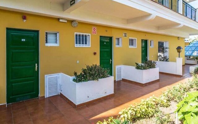 Apartamentos La Carabela