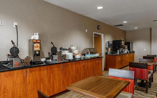 Comfort Suites At Royal Ridges Ripon