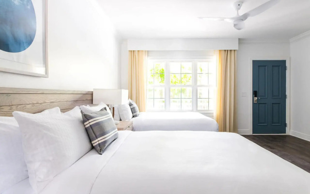 Parrot Key Hotel & Villas