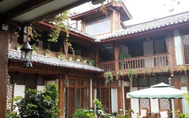Lijiang Xianshe House