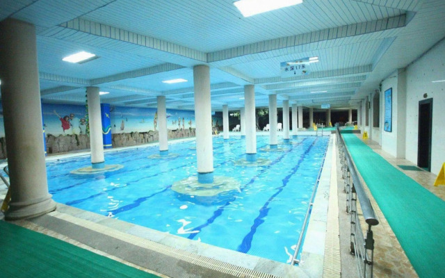 Dongfang Hotel