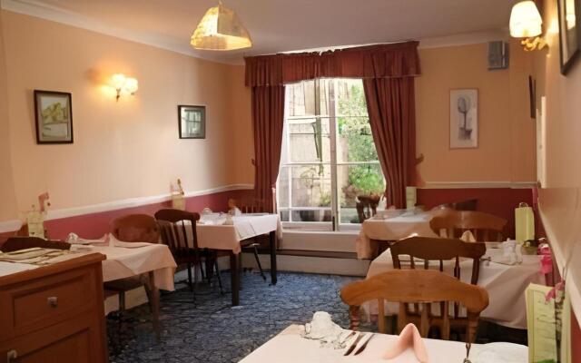 Edale House
