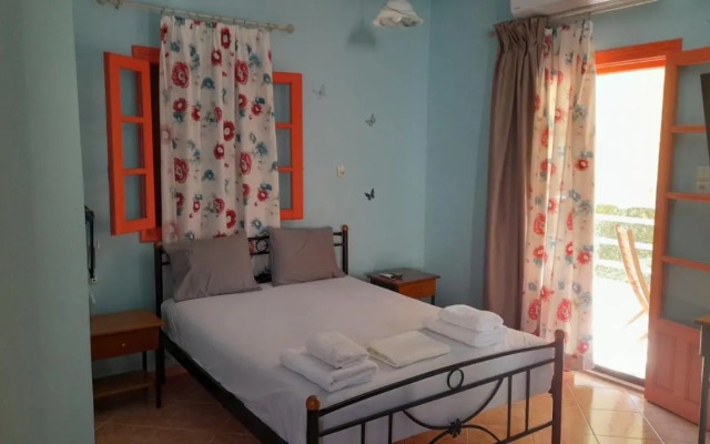 Parthenia Apartments