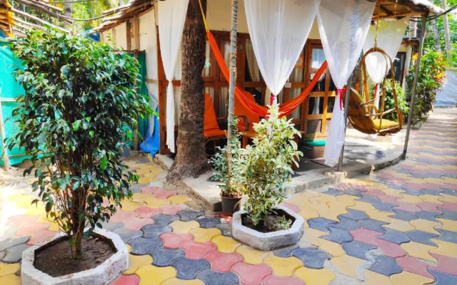 Lactos Cressida Resort