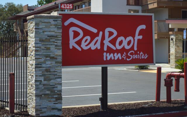 Red Roof Inn & Suites Sacramento North