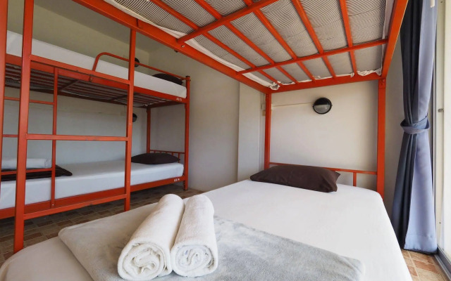 Fan Dee Hostel