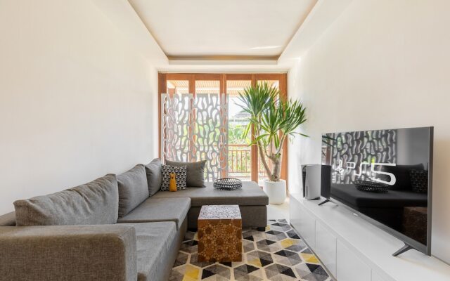 Villa Lumut