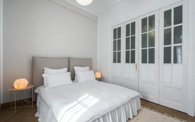 Stunning 3BR Apartment in Bucharest