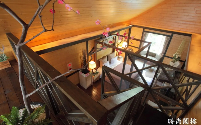 Regale Villa Hotel