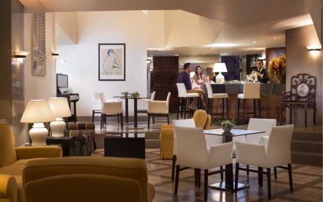 Sardegna Hotel, Suites & Restaurant