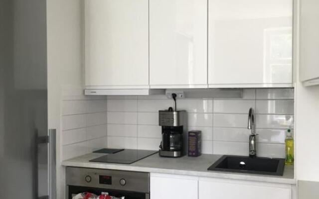 Bright one-room studio in the heart of Kallio