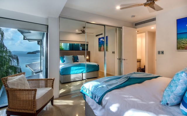 Villa 16 The Edge Oceanfront Deluxe 3 Bedroom Near Marina With Golf Buggy – Guest Rooms – Hamilton Island